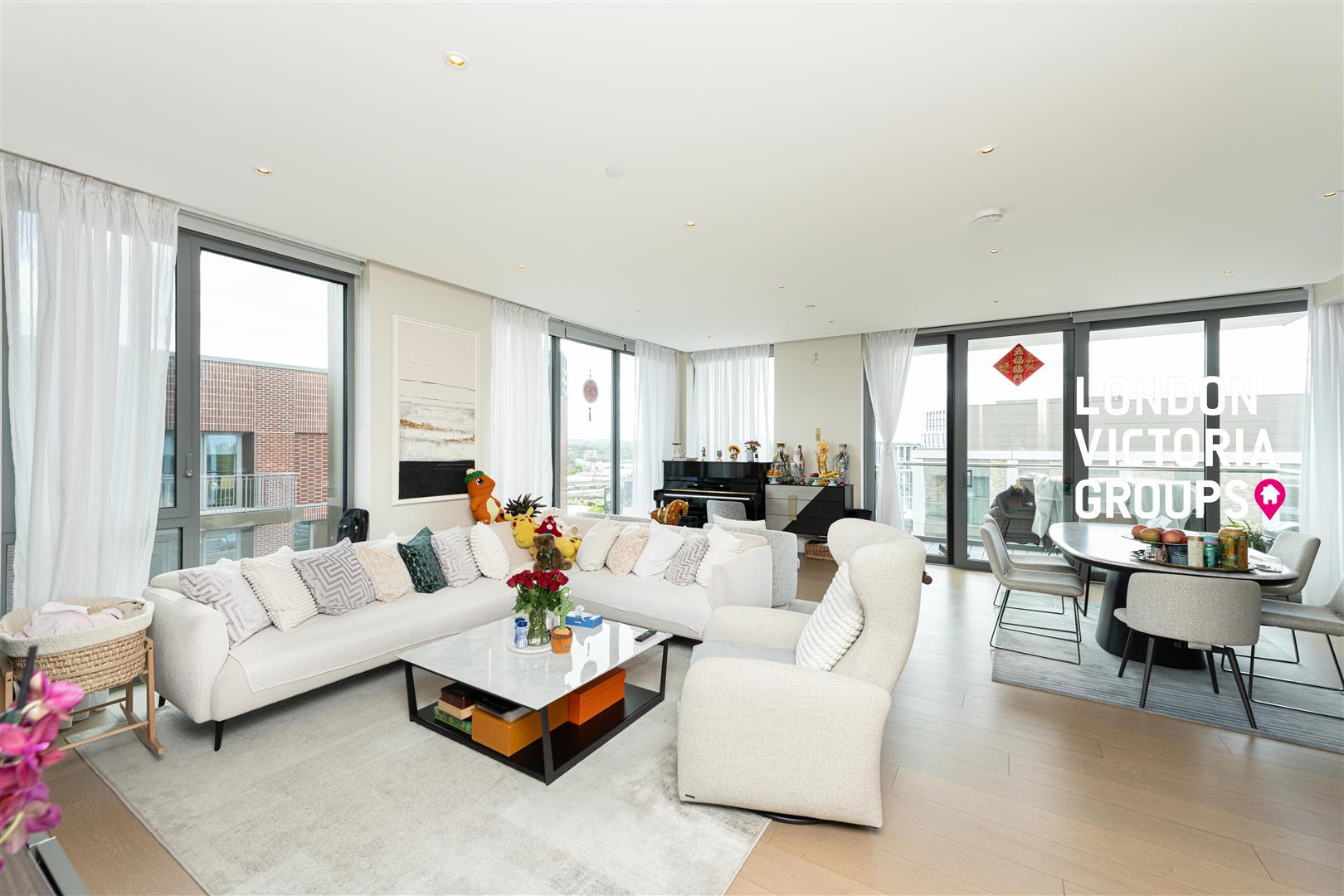 3 bed property in Chartwell House, 4 Palmer Road, London